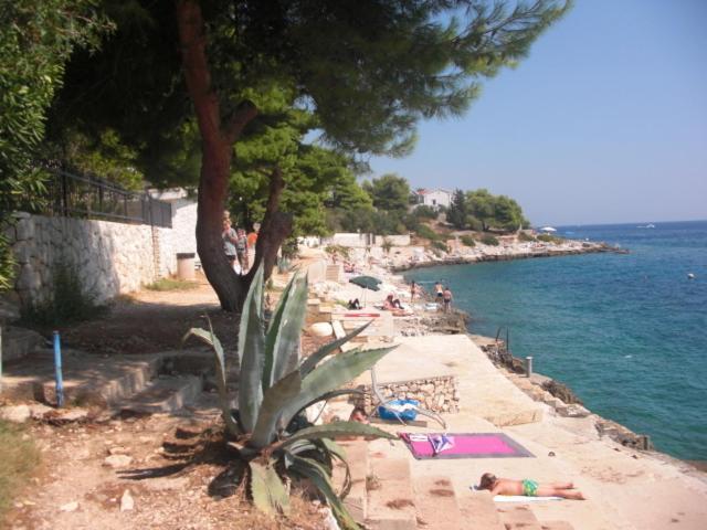Apartments Bartulic Trogir Bagian luar foto